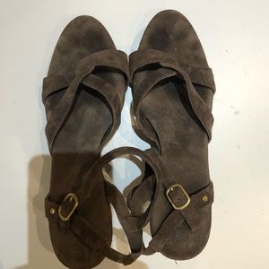 Ugg Australia Brown Suede Wedge sandals 7,5